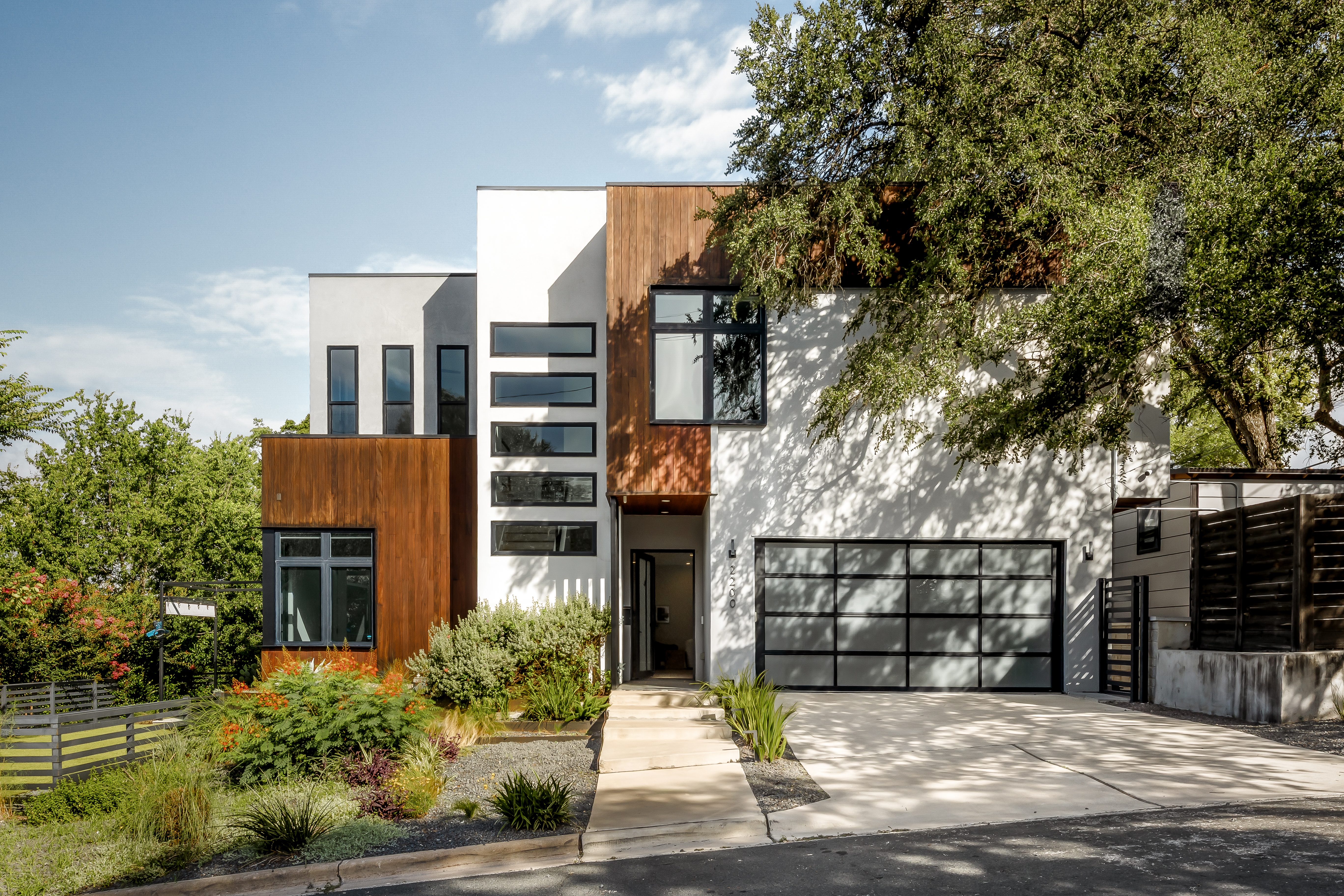 2200 De Verne Street — A Zilker-Area Home Built for Pool Days and Real Work-From-Home Space