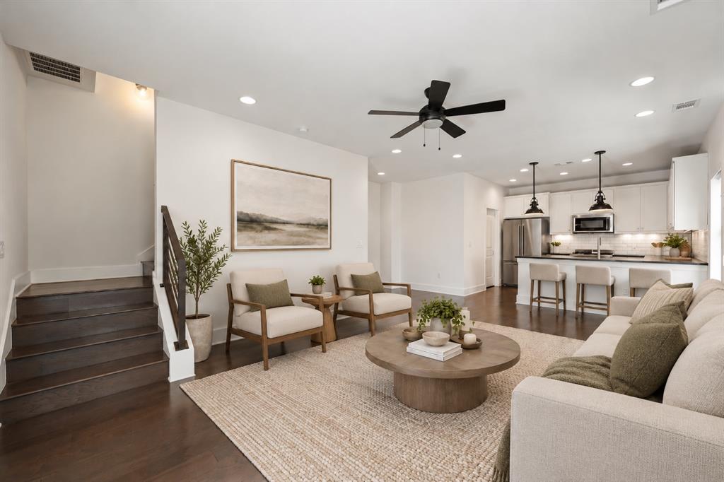 1008 Muse Ln | East Austin Condo With Balcony and Top-Floor Suite
